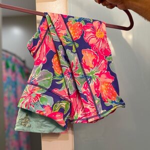 Jungle Topia Cropped Leggings. Size small. VEUC.